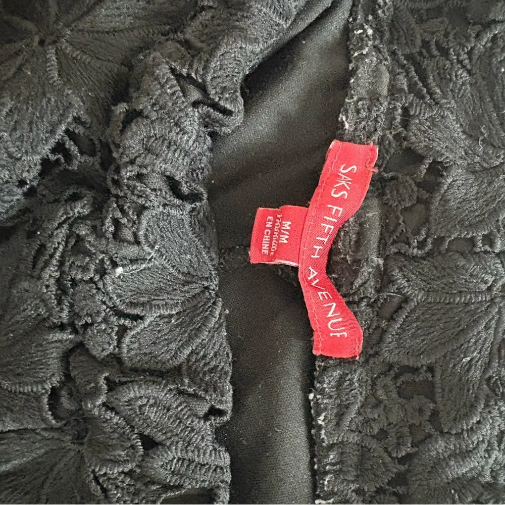 Elegant Black Lace Women's Shorts - Picture 5 of 5